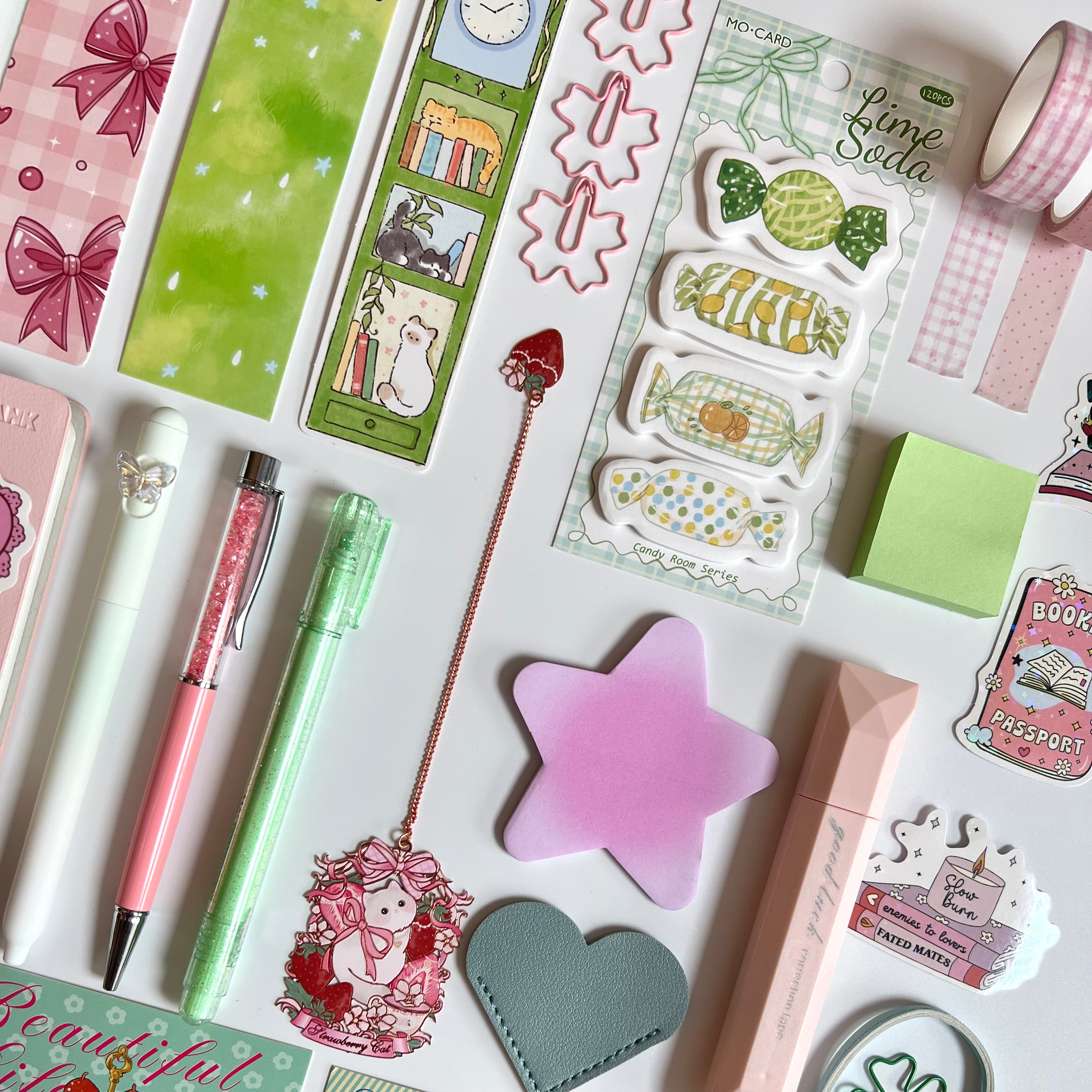 🌷 Mint & Blush Moments