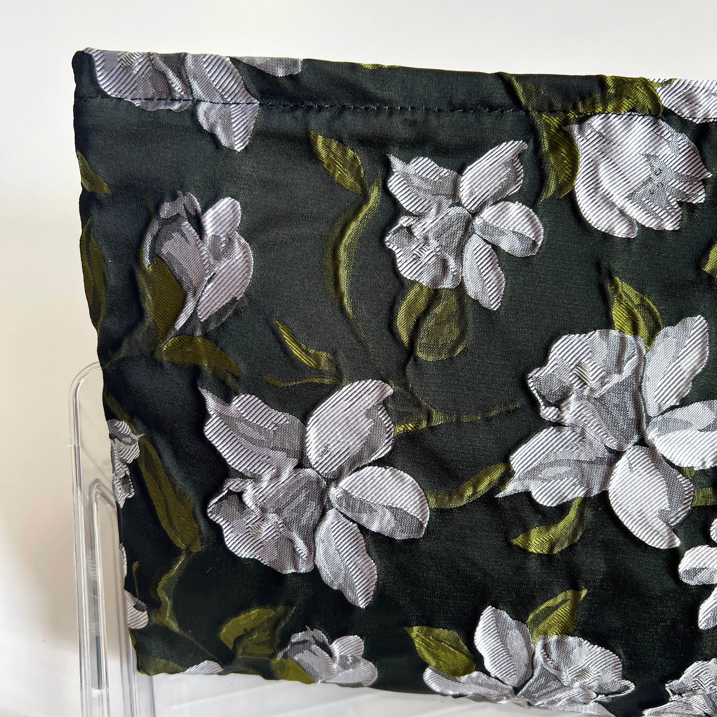 🖤 Elegant Dark Floral Cosmetic Bag