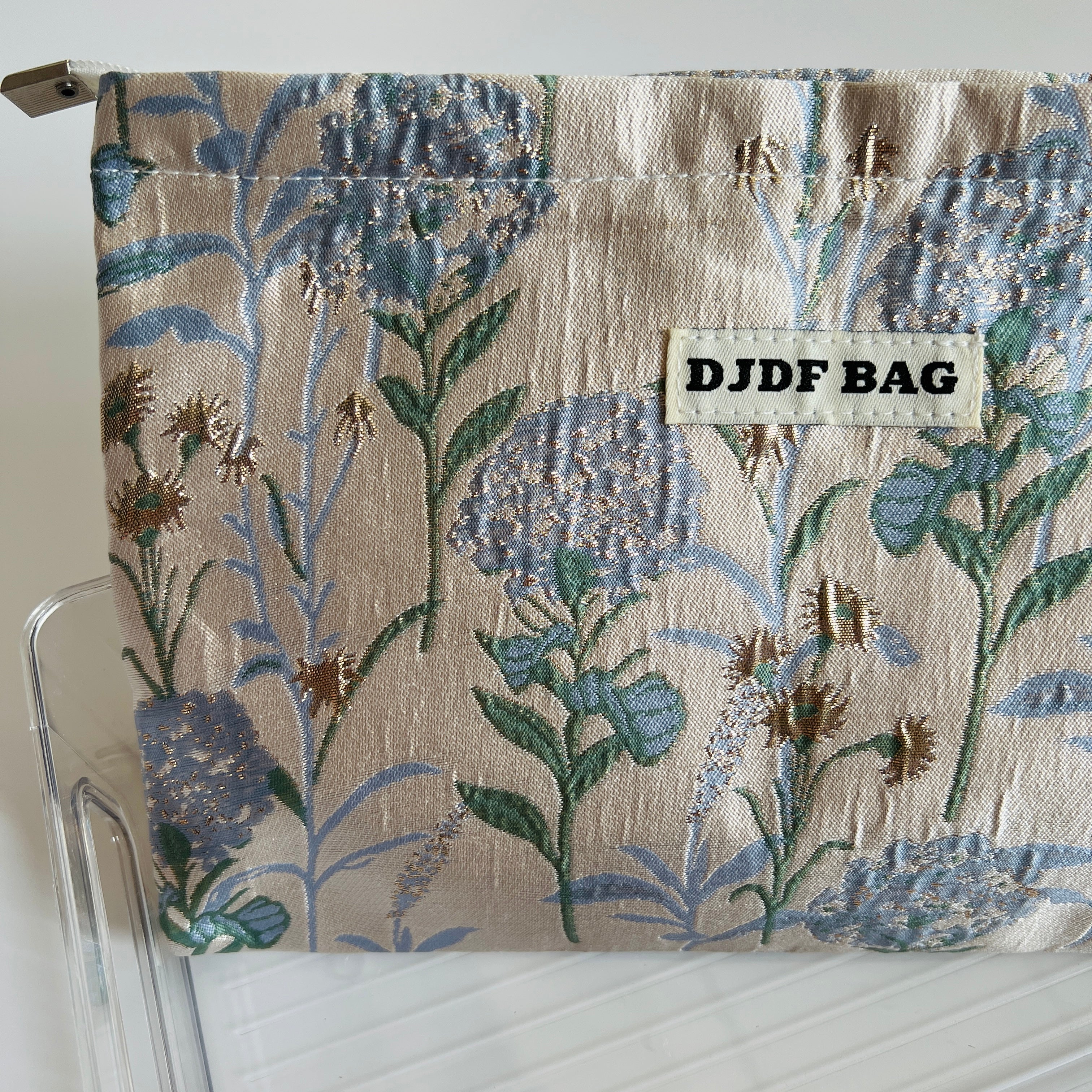 🌿 Soft Blue Botanical Cosmetic Bag