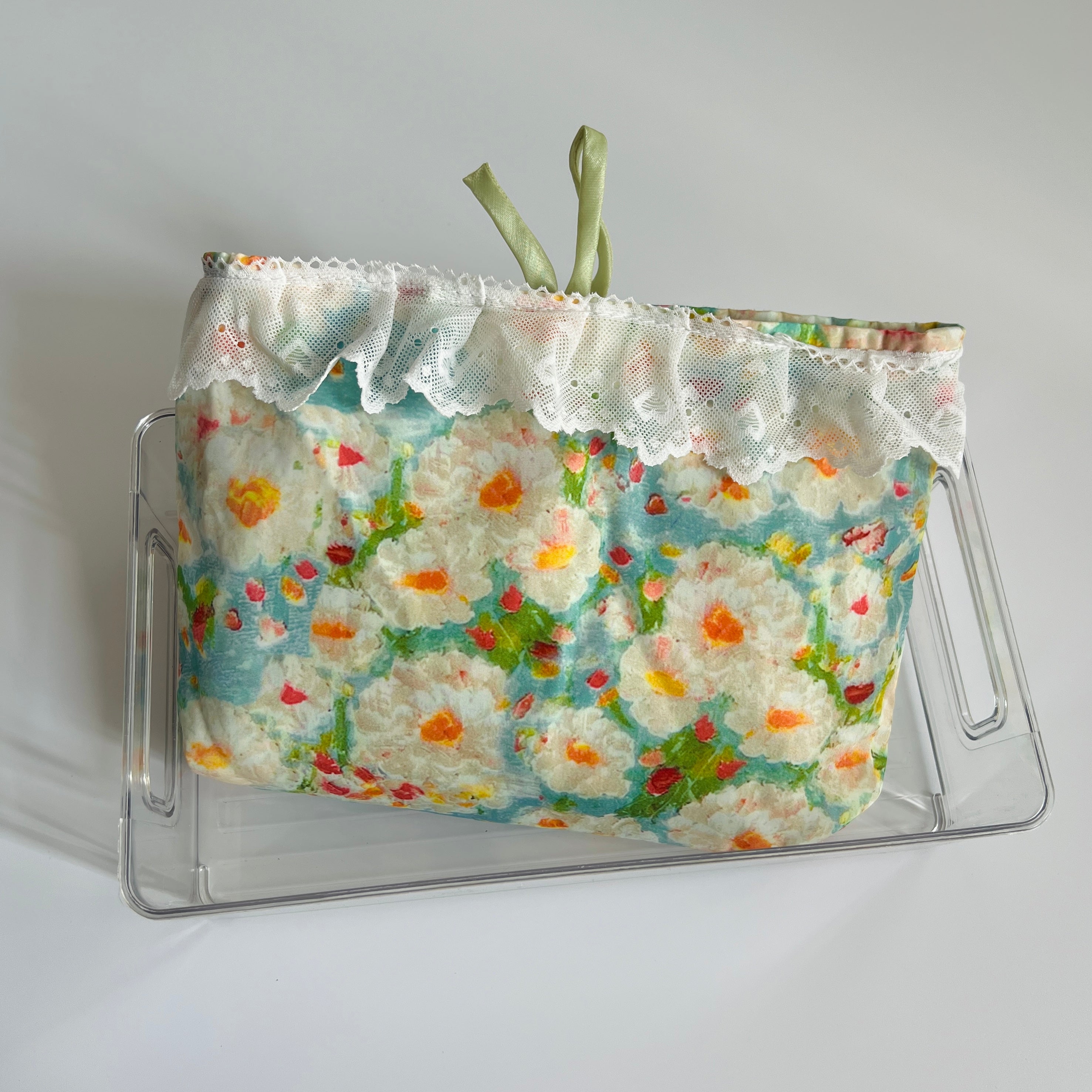 🌼 Cottagecore Floral Lace Pouch