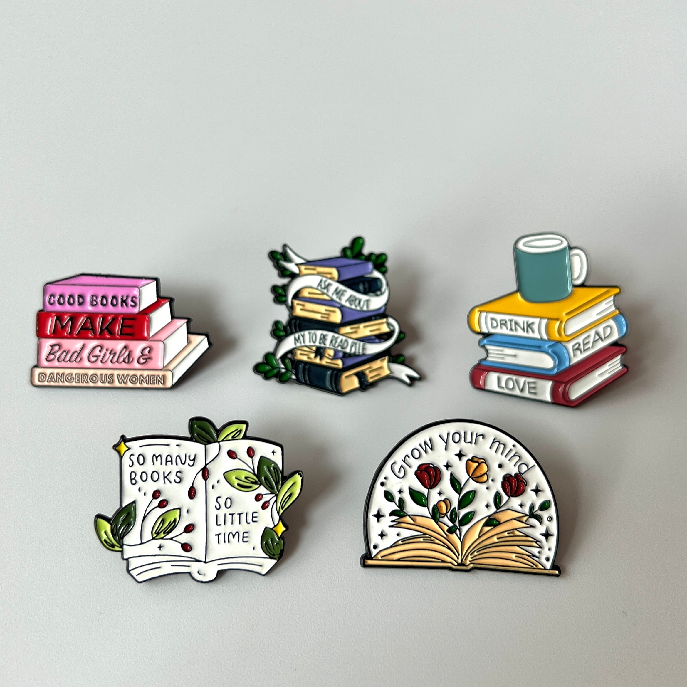 📚 Book Lover Lifestyle Pins