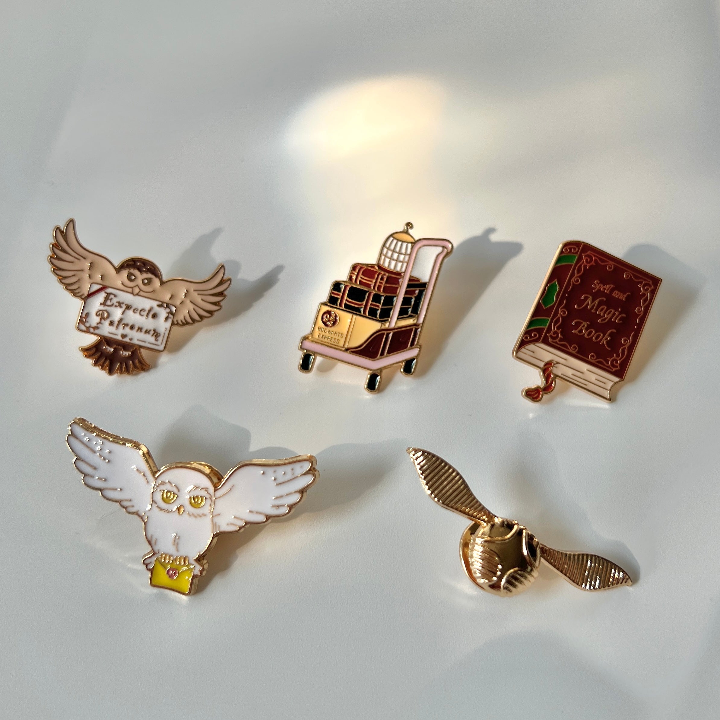 🦉 Wizard School Magic Pin Set